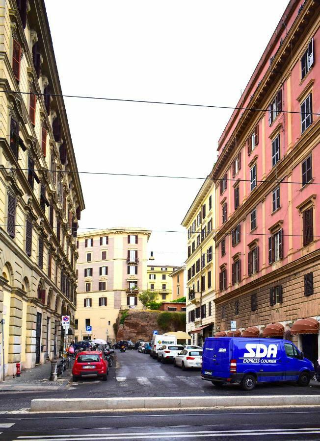 Le Rondini A Roma Villa Екстериор снимка